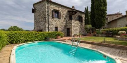 Villa 'La Petrosa' mit privatem Pool, privatem Garten und Balkon