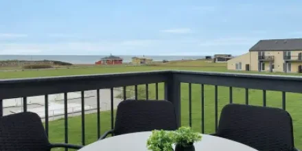 Wohnung mit Terrasse und Pool 