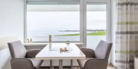 Apartment mit Pool und Sauna 