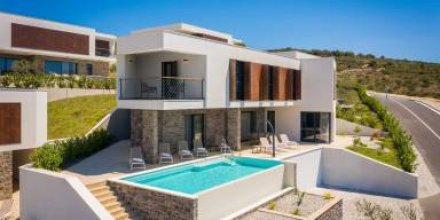 Voll ausgestattete charmante Villa mit Grill, Whirlpool und privatem Pool 