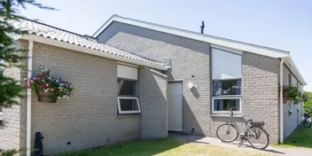 Ferienhaus mit Pool, Whirlpool und Garten