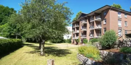 Kinderfreundliche Wohnung mit Garten und Pool