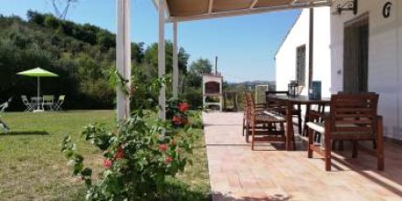 Ferienhaus mit Garten, Grill und Terrasse