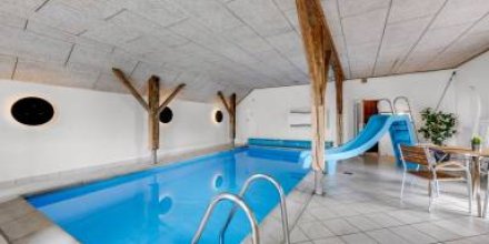 Ferienhaus mit privatem Pool, Sauna und Terrasse