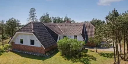 Ferienhaus mit privatem Pool, Sauna und Terrasse