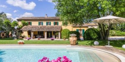 Villa mit privatem Pool, Terrasse und Garten