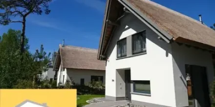 Ferienhaus mit Garten, Grill und Whirlpool