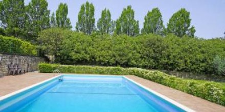 Voll ausgestattete Ferienwohnung mit Grill, Pool und Garten 