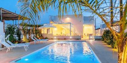 Villa mit privatem Pool, Grill und Garten