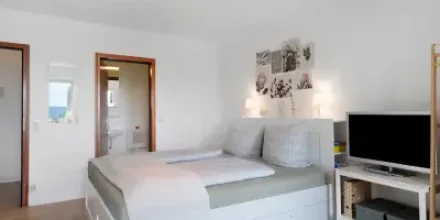 Ferienwohnung 'Kleine Auszeit' mit Balkon, Sauna und Pool
