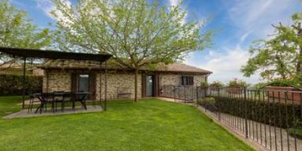 Ferienhaus mit Garten, Grill und privatem Pool