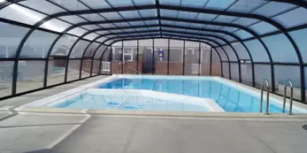 Kinderfreundliche Ferienwohnung mit Terrasse und Pool