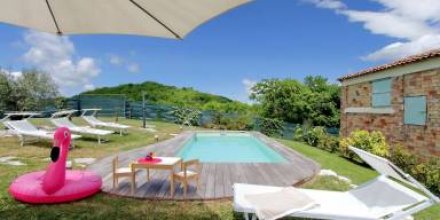 Familienorientiertes Ferienhaus mit Grill, Garten und privatem Pool 