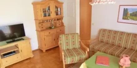 Wohnung mit Garten, Terrasse und Grill 