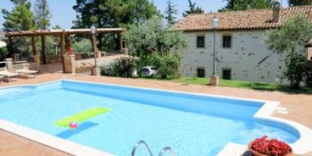 Voll ausgestattetes Ferienhaus mit Terrasse, Garten und Grill 