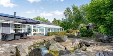 Voll ausgestattetes Ferienhaus mit Sauna, Garten und Whirlpool