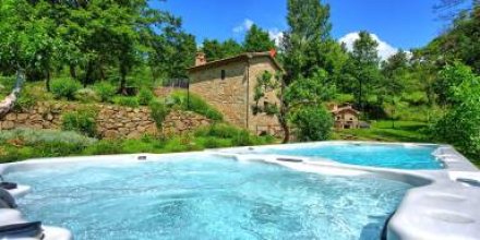 Familienfreundliche tolle Villa mit Whirlpool, Grill und privatem Pool