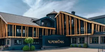 Hotel Alpenkonig
