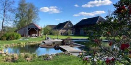 Ferienhaus mit Pool
