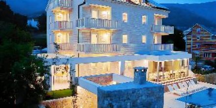 Serviced Apartment mit Pool, Sauna und Garten